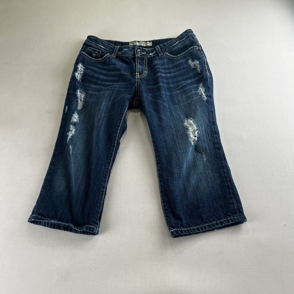 BKE Buckle Sabrina Denim Women's Capri Sz 30 Embellished Pockets Distressed